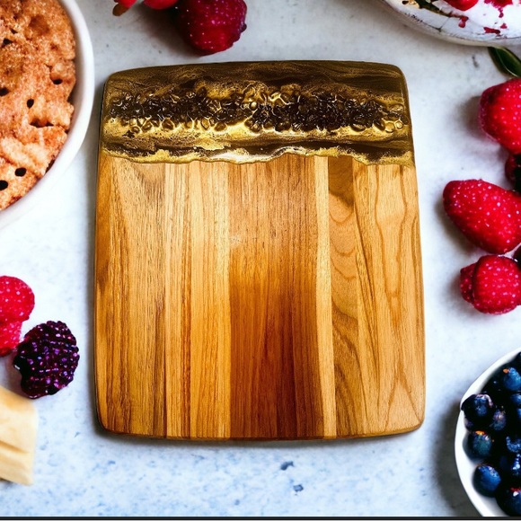 13” Charcuterie Cheese Board Black & Gold Quartz Crystal